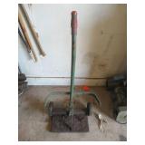 Oxy-Acetylene Cutting Torch with Shield, Bits and Tank Stand