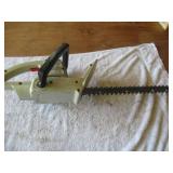 Ryobi 18in Corded Electric Hedge Trimmer - HT816R