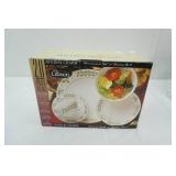 Holiday Charm Dinnerware NEW Gibson 20pc set