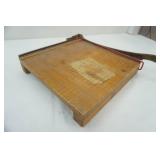 Vintage Ingento No 4 Paper Cutter