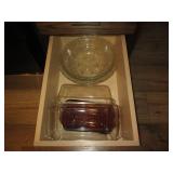 Glass bakeware and serving pieces w...