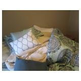 Queen size bed frame, beautiful blu...