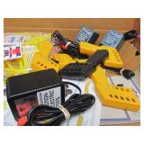 Vintage Tyco DAYS OF THUNDER Slot Car Racing Set w/4 Cars