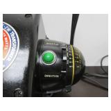 Excellent Large Vintage LIONEL Trainmaster Transformer w/Original Box