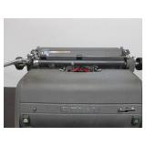 Vintage ROYAL Typewriter w/Green Keys