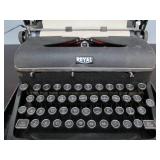 Vintage ROYAL Portable Typewriter