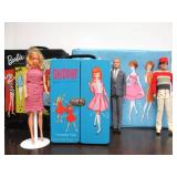 Very nice Large Estate Lot of Vintage BARBIE Dolls Accessories Outfits & Cases