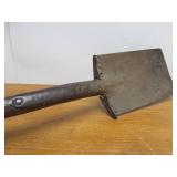 Quality Antique LUTHER-BURBANK Shovel