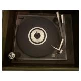 Magnavox Stereo/Record Player Magnavox Stereo/Record Player