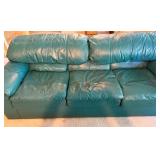 Comfortable Leather Sofa by Fairmont Collection Comfortable Leather Sofa by Fairmont Collection