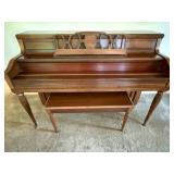 Everett Piano With Bench that Plays Beautiful Music Everett Piano With Bench that Plays Beautiful Music