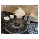 Stunning White & Crystal Set Stunning White & Crystal Set