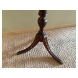 Pie Crust Vintage Occassional Table Pie Crust Vintage Occassional Table