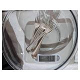 1944 Easterling Rosemarry Patter Sterling Silver Flatware Set (2062 Grams/72.43 oz.) 16 Weight Handle Knifes 1944 Easterling Rosemarry Patter Sterling Silver Flatware Set (2062 Grams/72.43 oz.) 16 Weight Handle Knifes