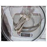 1944 Easterling Rosemarry Patter Sterling Silver Flatware Set (2062 Grams/72.43 oz.) 16 Weight Handle Knifes 1944 Easterling Rosemarry Patter Sterling Silver Flatware Set (2062 Grams/72.43 oz.) 16 Weight Handle Knifes