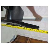 Mahagany Finish Contemporary Counter Stools Three Count Mahagany Finish Contemporary Counter Stools Three Count