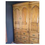 Stunning Thomasville Blonde Oak Cabinet Pair Stunning Thomasville Blonde Oak Cabinet Pair
