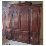 Gorgeous Mahogany Entertainment Console - Harden Gorgeous Mahogany Entertainment Console - Harden