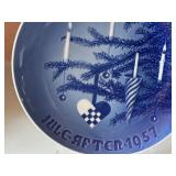 Bing and Grøndahl 1957 Christmas Plate with Candles Design