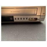 Insignia DVD VCR Combo Player with Remote Model IS-DVDVCR4