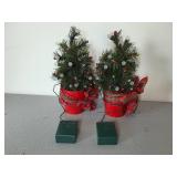 Set of Lighted Holiday Decor Pieces with Garlands and Mini Trees (untested)