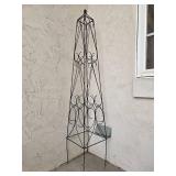 Metal Garden Trellis with Decorative Scrollwork