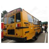 FREIGHTLINER BUS WITH WHEELCHAIR LIFT
