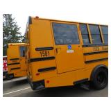 FREIGHTLINER BUS WITH WHEELCHAIR LIFT