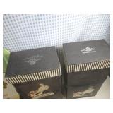 (EW6) Assorted Vintage Containers, ... (EW6) Assorted Vintage Containers, ...