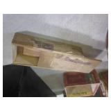 (EW6) Assorted Vintage Containers, ... (EW6) Assorted Vintage Containers, ...