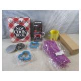 (CS) Assorted New Kitchen Items - C... (CS) Assorted New Kitchen Items - C...