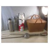 (EW7) Assorted Picnic Items - Picni... (EW7) Assorted Picnic Items - Picni...