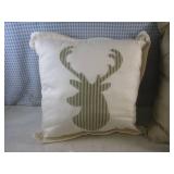(EW2) 3 New Throw Pillows ... (EW2) 3 New Throw Pillows ...