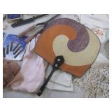 (EW3) Assortment of Mid-Century Lad... (EW3) Assortment of Mid-Century Lad...