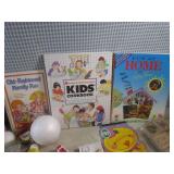 (CS) Assorted Craft Items - Paints,... (CS) Assorted Craft Items - Paints,...
