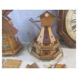 (EC1) 2 Vintage Wood Musical Windmi... (EC1) 2 Vintage Wood Musical Windmi...