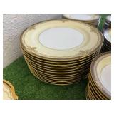 Noritake China Handpainted Japan Valiere - 12 Place Settings Noritake China Handpainted Japan Valiere - 12 Place Settings