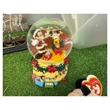 Disney Collectibles, Howard Miller Clock, Home Decor & Clothes Hangers Disney Collectibles, Howard Miller Clock, Home Decor & Clothes Hangers