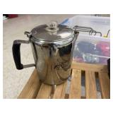 Mixed Lot Household Items, Shovel Mixed Lot Household Items, Shovel