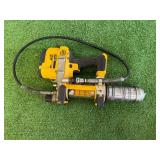DeWalt 20 Volt Cordless Grease Gun DCGG571 DeWalt 20 Volt Cordless Grease Gun DCGG571