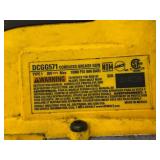 DeWalt 20 Volt Cordless Grease Gun DCGG571 DeWalt 20 Volt Cordless Grease Gun DCGG571