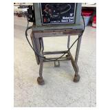 Delta 10" Table Saw on Rolling Steel Cart Delta 10" Table Saw on Rolling Steel Cart