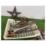 Hinges & Tools Hinges & Tools