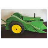 Ertl John Deere Tractor, Trailer and Bale Wagon Set