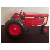 McCormick Farmall 806 Diesel Tractor