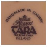 Vintage Royal Tera Shamrock Trellis Scalloped Vase