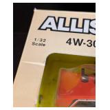 1/32 Allis-Chalmers 4W-305 Tractor with Cab