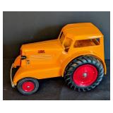 Minneapolis Moline UDLX Die Cast Comfort Tractor