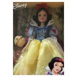 New Disney Princess Snow White Porcelain Keepsake Doll