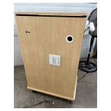 MSRP $1600 Clinton Industries Mobile Sliding Top 3 Drawer Medical Treatment & Supply Cart With Locking Wheels - Like New Condition!